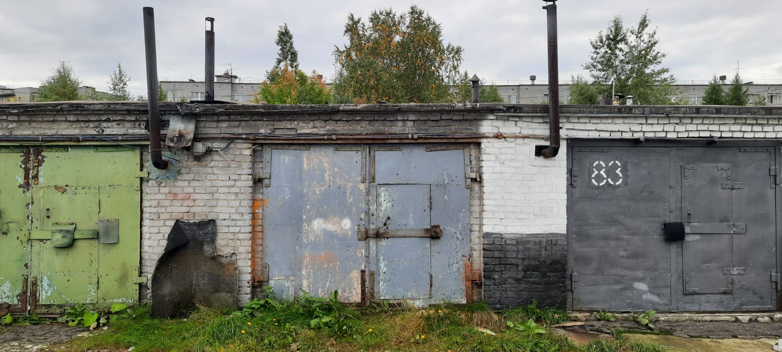 МТУ Росимущества сообщает о проведении продажи посредством публичного предложения  гаража, расположенного по адресу: Мурманская область, г. Апатиты, район ул. Козлова, ГЭК № 1, ряд № 1Б, бокс № 82 (прием заявок по 28.09.2026)